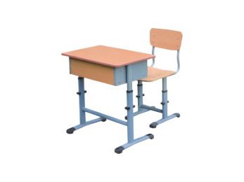 學(xué)生桌椅